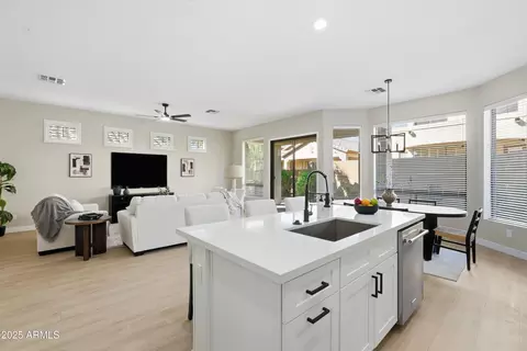 7252 E Nance St, Mesa, AZ 85207 photo 17