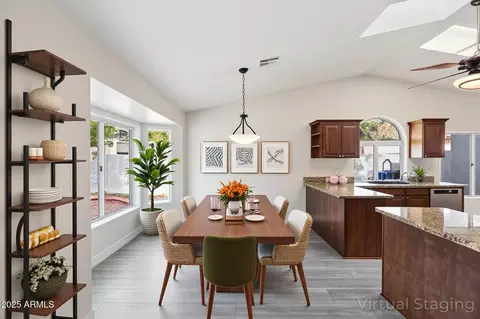 Dining - 8438 S Maple Ave, Tempe, AZ 85284 photo 1 of 1