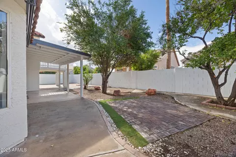 Exterior - 8438 S Maple Ave, Tempe, AZ 85284 photo 4 of 5