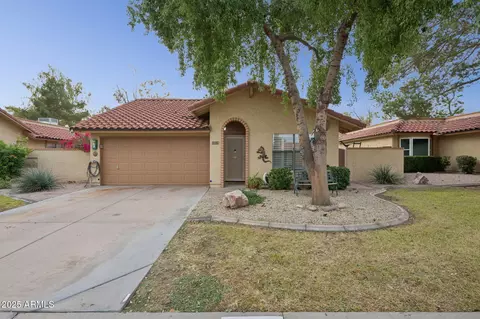 12214 S Shoshoni Dr, Phoenix, AZ 85044