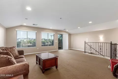 Living - 6757 S Seneca Way, Gilbert, AZ 85298 photo 6 of 6