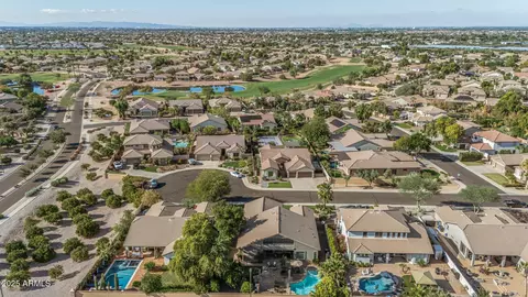 View/Area - 6757 S Seneca Way, Gilbert, AZ 85298 photo 11 of 12