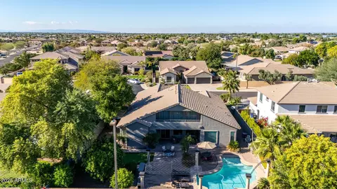 View/Area - 6757 S Seneca Way, Gilbert, AZ 85298 photo 1 of 12