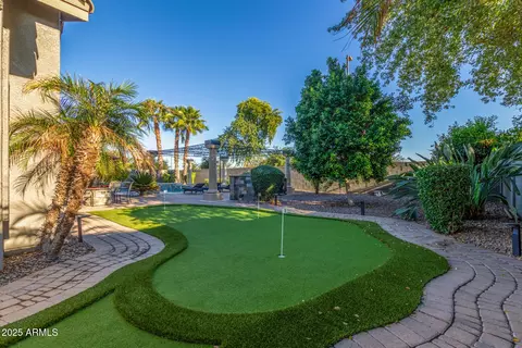 Exterior - 6757 S Seneca Way, Gilbert, AZ 85298 photo 10 of 15
