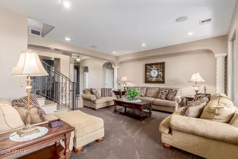 Living - 6757 S Seneca Way, Gilbert, AZ 85298 photo 1 of 6