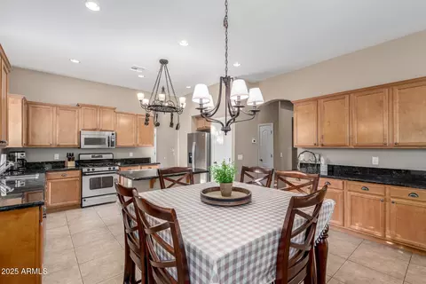 Kitchen - 6757 S Seneca Way, Gilbert, AZ 85298 photo 1 of 5