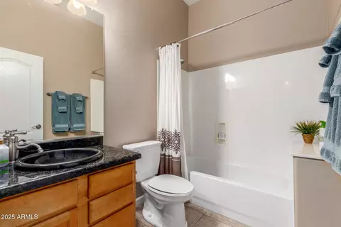 Bath - 6757 S Seneca Way, Gilbert, AZ 85298 photo 3 of 3