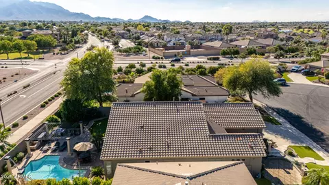 View/Area - 6757 S Seneca Way, Gilbert, AZ 85298 photo 9 of 12