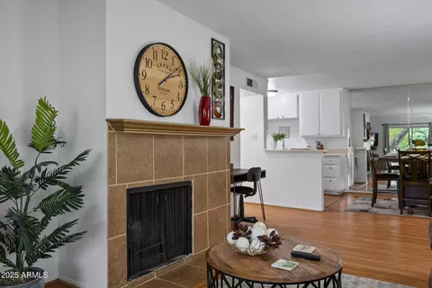 Living - 5525 E Thomas Rd #M11, Phoenix, AZ 85018 photo 2 of 5