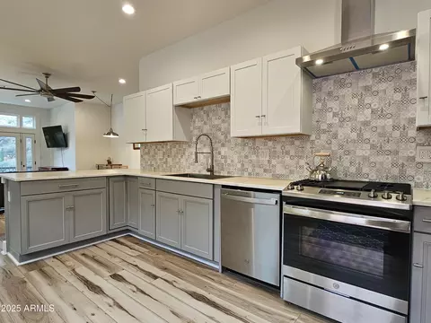 Kitchen - 513 C Bailey Hl, Bisbee, AZ 85603 photo 4 of 5