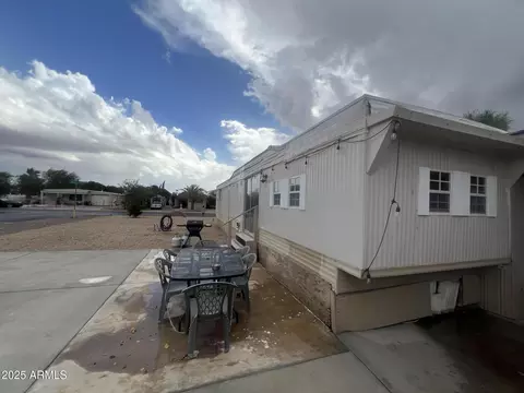 9472 Emelita Ave, Mesa, AZ 85208
