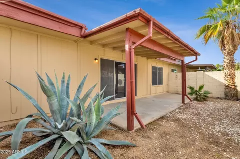 Exterior - 2530 E Wagoner Rd, Phoenix, AZ 85032 photo 4 of 7