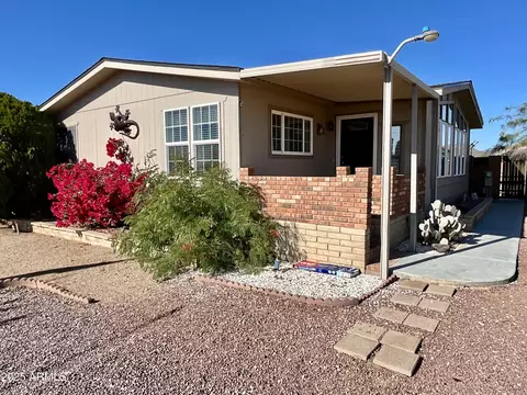 322 W Foothill St, Apache Junction, AZ 85120