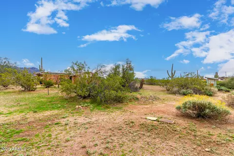 1126 N Goldfield Rd #0, Apache Junction, AZ 85119 photo 2