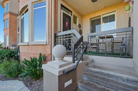 425 W Rio Salado Pkwy #110, Tempe, AZ 85281