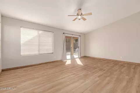 Living - 2011 W Hasan Dr, Phoenix, AZ 85041 photo 5 of 9