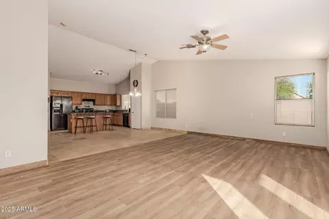 Living - 2011 W Hasan Dr, Phoenix, AZ 85041 photo 8 of 9