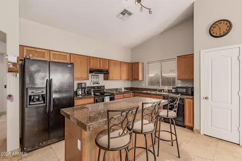 Kitchen - 2011 W Hasan Dr, Phoenix, AZ 85041 photo 1 of 3