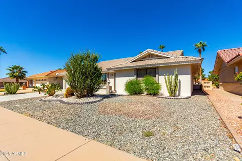 Exterior - 8016 E Medina Ave, Mesa, AZ 85209 photo 3 of 8