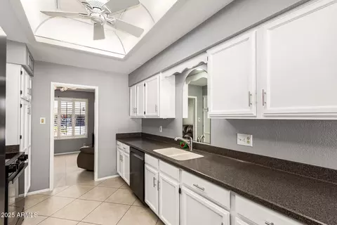 Kitchen - 8016 E Medina Ave, Mesa, AZ 85209 photo 2 of 2