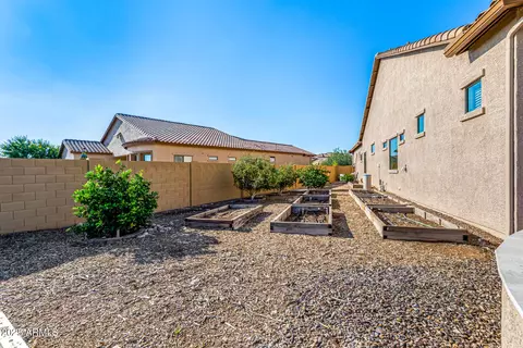 Exterior - 8607 E Lockwood St, Mesa, AZ 85207 photo 18 of 26