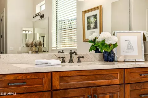 Bath - 8607 E Lockwood St, Mesa, AZ 85207 photo 8 of 12
