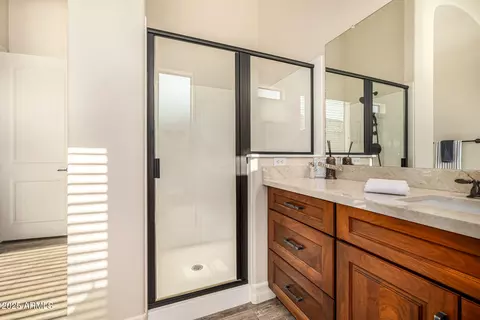 Bath - 8607 E Lockwood St, Mesa, AZ 85207 photo 6 of 12