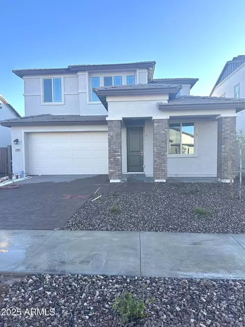 777 W Sparrow Dr, Queen Creek, AZ 85140