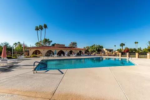 Exterior - 2127 Ellis Dr, Tempe, AZ 85282 photo 2 of 3