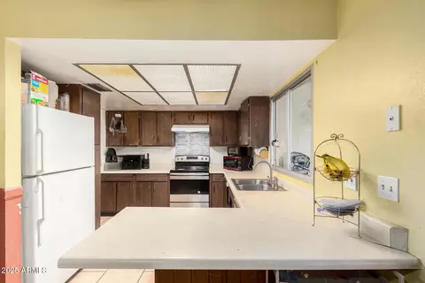 Kitchen - 2127 Ellis Dr, Tempe, AZ 85282 photo 1 of 2