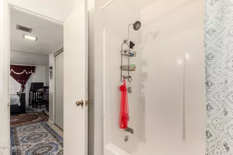 Bath - 2127 Ellis Dr, Tempe, AZ 85282 photo 2 of 4