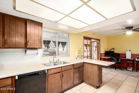 Kitchen - 2127 Ellis Dr, Tempe, AZ 85282 photo 2 of 2