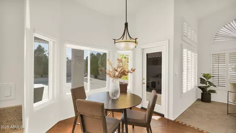 Dining - 2545 E Cathedral Rock Dr, Phoenix, AZ 85048 photo 1 of 3