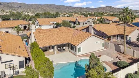 View/Area - 2545 E Cathedral Rock Dr, Phoenix, AZ 85048 photo 6 of 9