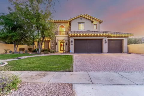 307 W Alamosa Dr, Chandler, AZ 85248