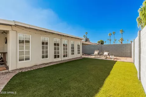 Exterior - 434 E Carson Dr, Tempe, AZ 85282 photo 9 of 9