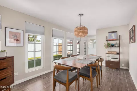 Dining - 434 E Carson Dr, Tempe, AZ 85282 photo 2 of 3