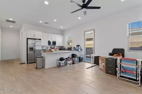 Entry Way - 2264 E Isaiah Ave, Gilbert, AZ 85298 photo 2 of 4