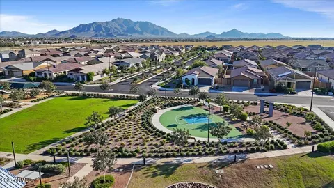 View/Area - 2264 E Isaiah Ave, Gilbert, AZ 85298 photo 2 of 6