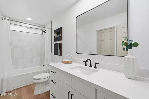 Bath - 2608 E Villa Rita Dr, Phoenix, AZ 85032 photo 1 of 1