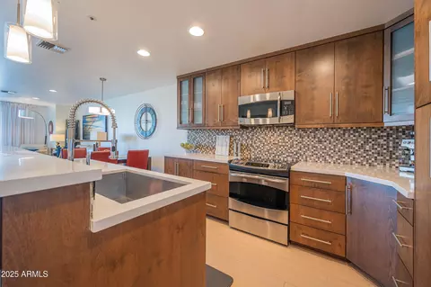 10080 E Mountainview Lake Dr #258, Scottsdale, AZ 85258