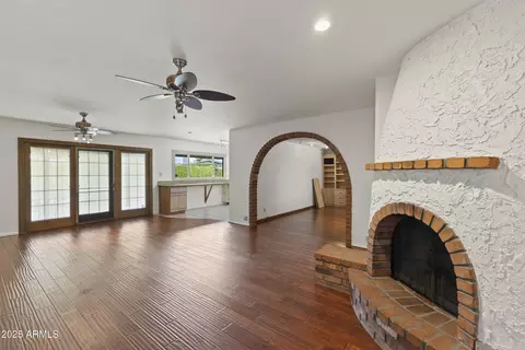 Living - 2528 E Geneva Dr, Tempe, AZ 85282 photo 5 of 5