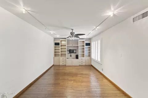 Living - 2528 E Geneva Dr, Tempe, AZ 85282 photo 3 of 5