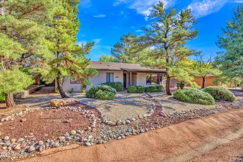 40 N Hummingbird Ln, Sedona, AZ 86336