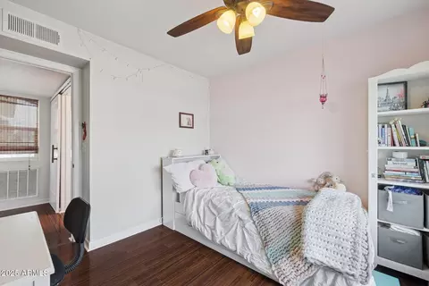 Bedroom - 4801 Euclid Ave #2, Phoenix, AZ 85044 photo 4 of 4