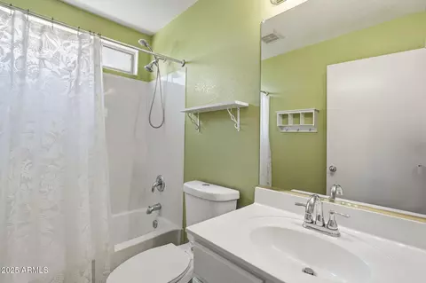 Bath - 11535 E Persimmon Ave, Mesa, AZ 85212 photo 3 of 3