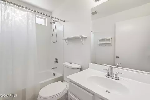 Bath - 11535 E Persimmon Ave, Mesa, AZ 85212 photo 2 of 3