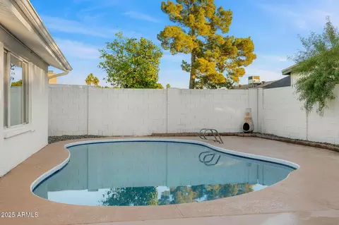 Exterior - 2607 E Corrine Dr, Phoenix, AZ 85032 photo 2 of 4