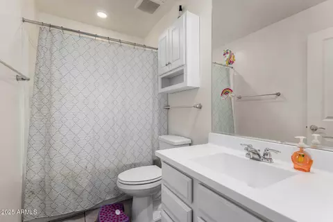 Bath - 6323 S 34th Dr, Phoenix, AZ 85041 photo 2 of 2