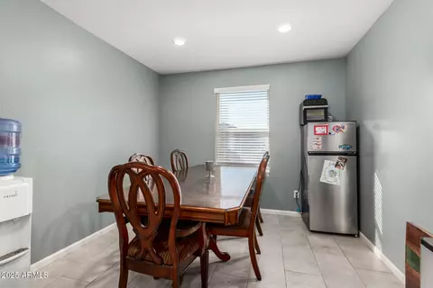 Dining - 6323 S 34th Dr, Phoenix, AZ 85041 photo 1 of 1